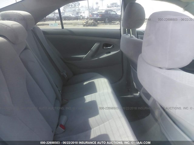 4T4BE46K39R077057 - 2009 TOYOTA CAMRY SE/LE/XLE SILVER photo 8