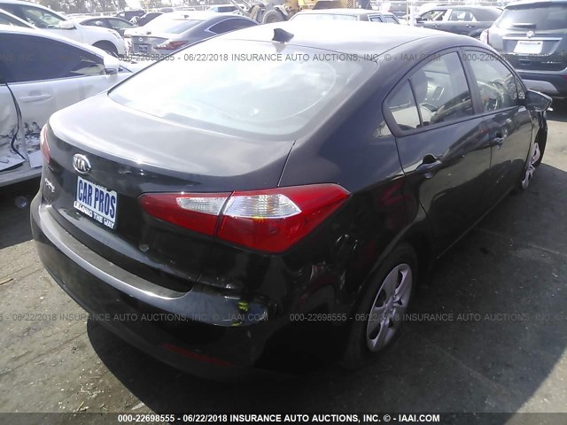 KNAFK4A67G5524187 - 2016 KIA FORTE LX BLACK photo 4