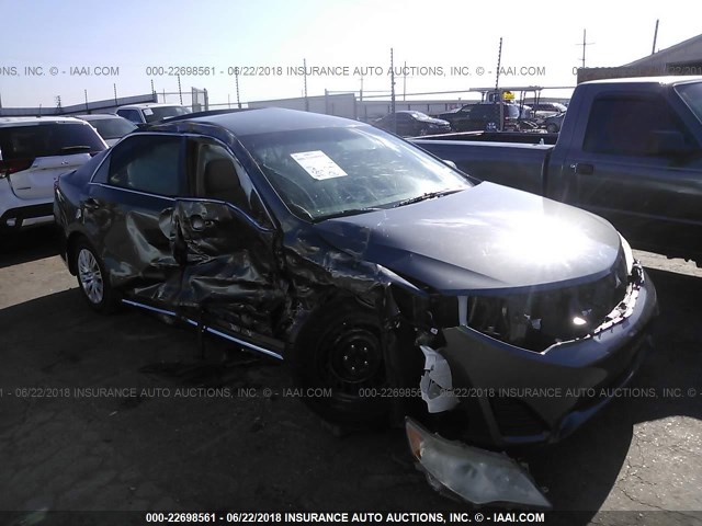 4T4BF1FKXDR332811 - 2013 TOYOTA CAMRY L/SE/LE/XLE 灰色 照片 1