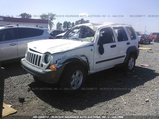 1J4GL48K55W531289 - 2005 JEEP LIBERTY SPORT WHITE photo 2