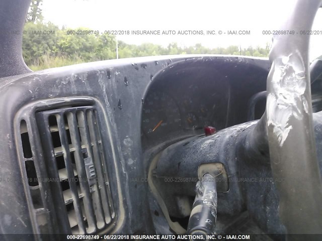 1GDE5E1969F404914 - 2009 GMC C5500 C5E042 WHITE photo 6