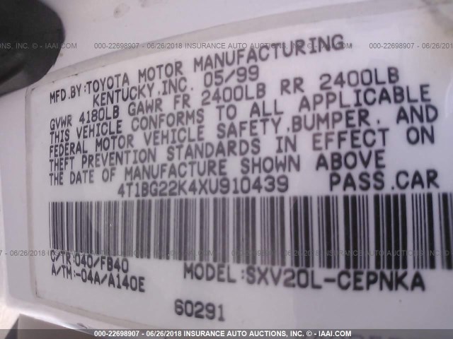 4T1BG22K4XU910439 - 1999 TOYOTA CAMRY CE/LE/XLE WHITE photo 9