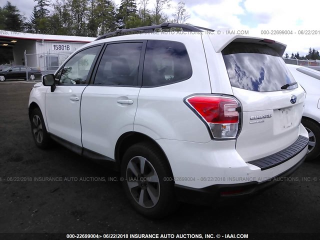 JF2SJAEC7HH478638 - 2017 SUBARU FORESTER 2.5I PREMIUM WHITE photo 3