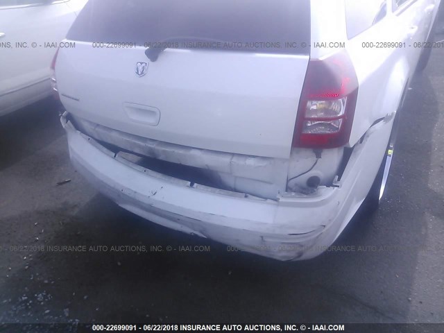 2D4FV47TX7H663409 - 2007 DODGE MAGNUM SE WHITE photo 6