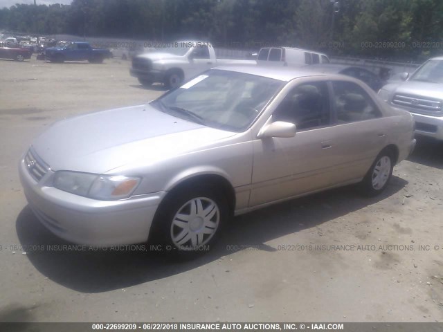 4T1BG22K9YU693066 - 2000 TOYOTA CAMRY CE/LE/XLE BEIGE photo 2