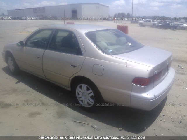 4T1BG22K9YU693066 - 2000 TOYOTA CAMRY CE/LE/XLE BEIGE photo 3