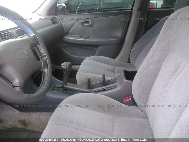 4T1BG22K4VU061233 - 1997 TOYOTA CAMRY CE/LE/XLE 金色 照片 5