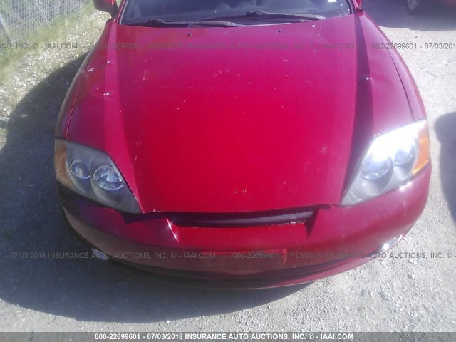 KMHHM65D33U017678 - 2003 HYUNDAI TIBURON RED photo 6