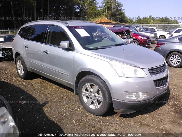 1GNLRFED3AS101922 - 2010 CHEVROLET TRAVERSE LT SILVER photo 1