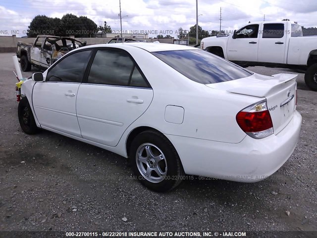 4T1BE32K85U558426 - 2005 TOYOTA CAMRY LE/XLE/SE 白色 照片 3