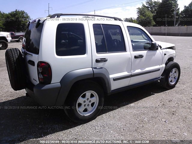 1J4GL48KX5W509143 - 2005 JEEP LIBERTY SPORT WHITE photo 4