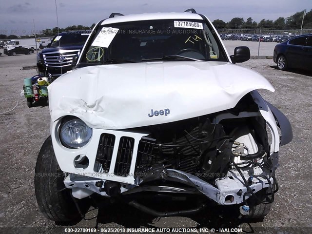 1J4GL48KX5W509143 - 2005 JEEP LIBERTY SPORT WHITE photo 6