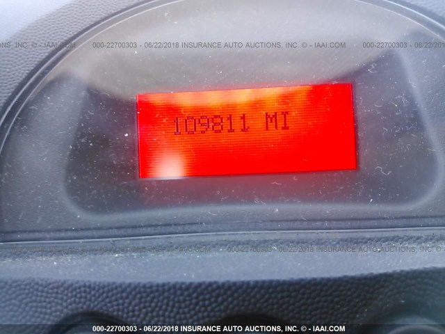 2G2WP552071191127 - 2007 PONTIAC GRAND PRIX SILVER photo 7