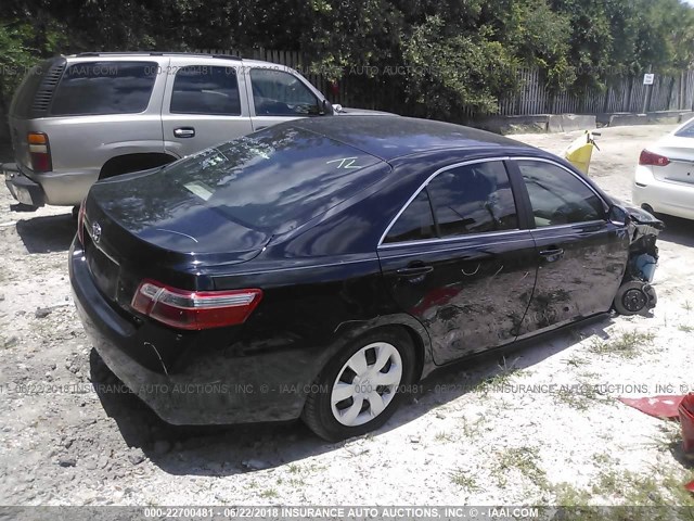4T1BE46K78U195959 - 2008 TOYOTA CAMRY CE/LE/XLE/SE BLACK photo 4