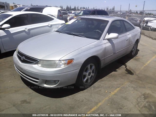 2T1CF28P8XC200858 - 1999 TOYOTA CAMRY SOLARA SE/SLE ვერცხლისფერი ფოტო 2