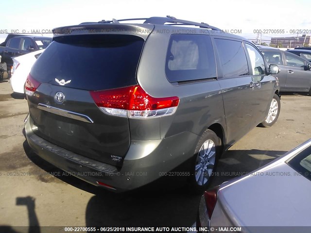 5TDDK3DCXDS055477 - 2013 TOYOTA SIENNA XLE/LIMITED GRAY photo 4