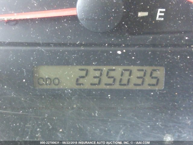 4T1BE32K92U500837 - 2002 TOYOTA CAMRY LE/XLE/SE 白色 照片 7