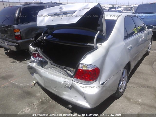 4T1BE30K56U663848 - 2006 TOYOTA CAMRY LE/XLE/SE ნაცრისფერი ფოტო 6