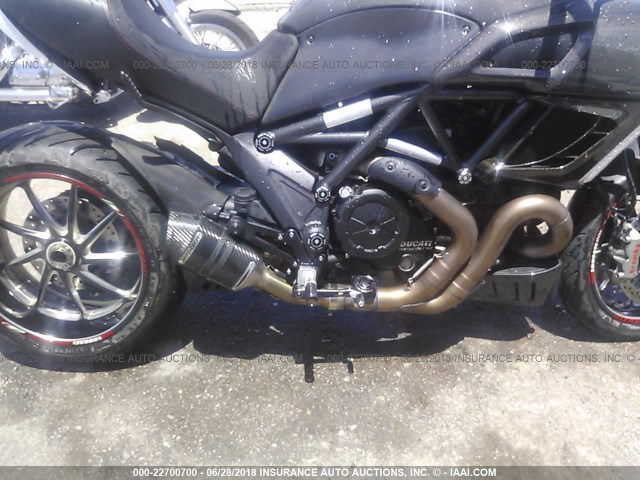 ZDM13BLWXBB005497 - 2011 DUCATI DIAVEL BLACK photo 8