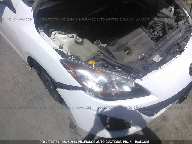 JM1BL1UG1B1417301 - 2011 MAZDA 3 I WHITE photo 6