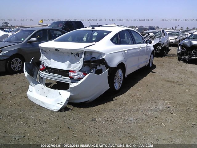 3FA6P0LU0FR257825 - 2015 FORD FUSION SE HYBRID WHITE photo 4