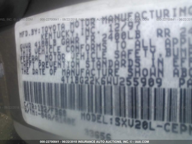 4T1BG22K6WU255909 - 1998 TOYOTA CAMRY CE/LE/XLE ნაცრისფერი ფოტო 9