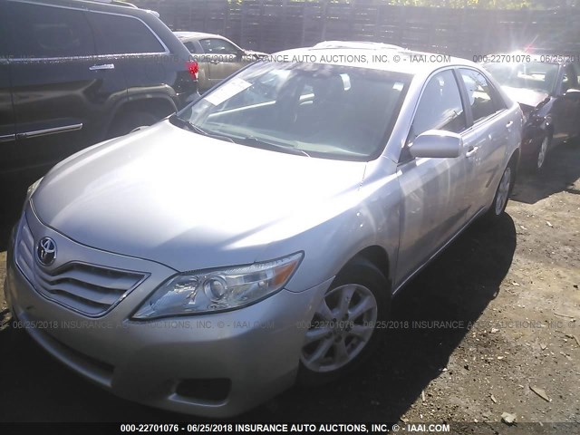 4T4BF3EK6AR044485 - 2010 TOYOTA CAMRY SE/LE/XLE 银色 照片 2