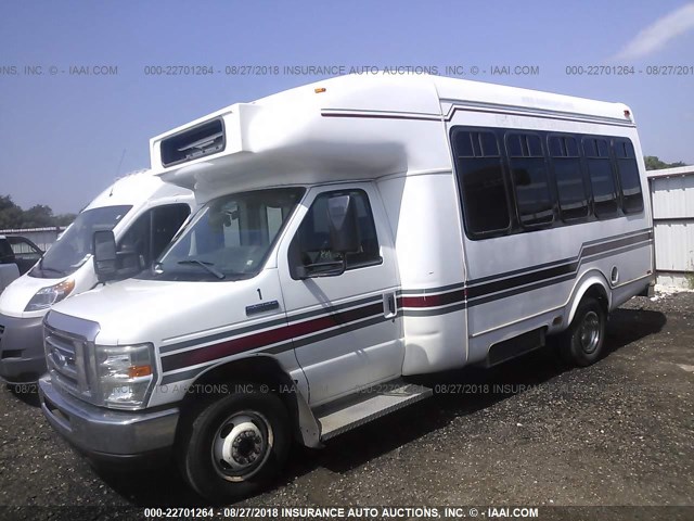 1FDEE35P59DA18929 - 2009 FORD E350 WHITE photo 2