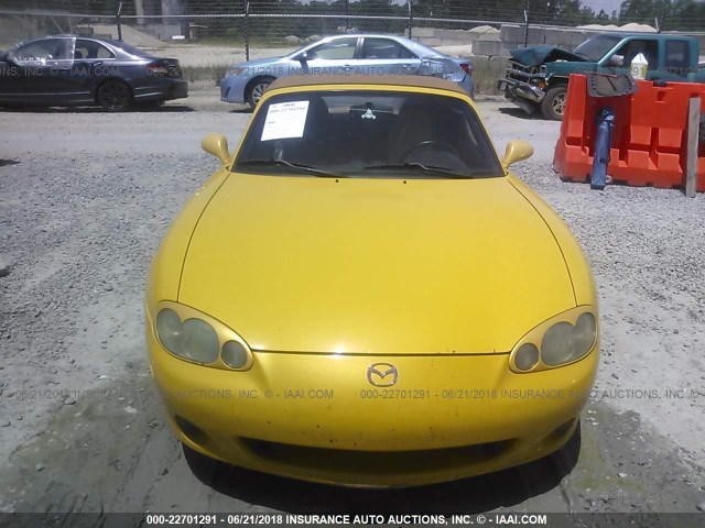 JM1NB353320225634 - 2002 MAZDA MX-5 MIATA LS YELLOW photo 6