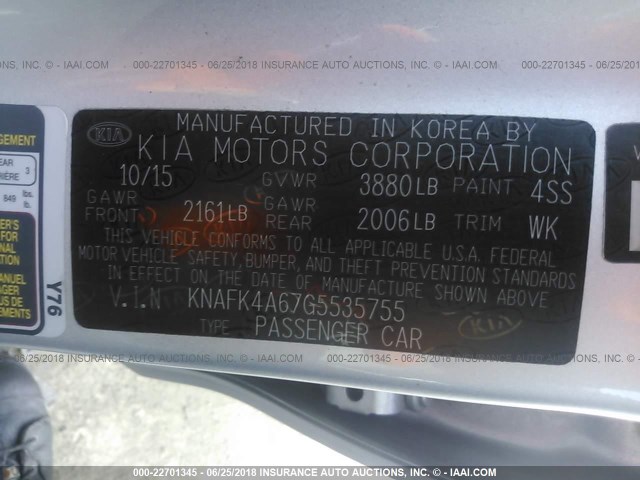 KNAFK4A67G5535755 - 2016 KIA FORTE LX SILVER photo 9