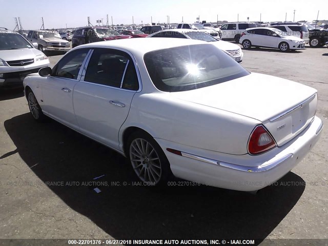 SAJWA79B76SH00085 - 2006 JAGUAR XJ8 L WHITE photo 3