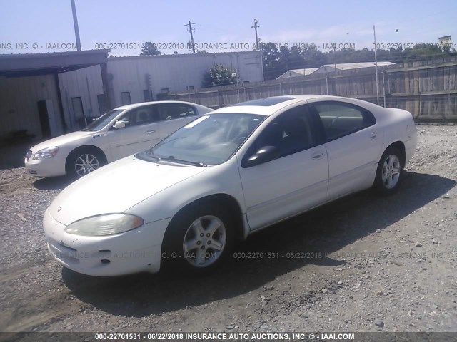 2B3HD46R64H663757 - 2004 DODGE INTREPID SE WHITE photo 2