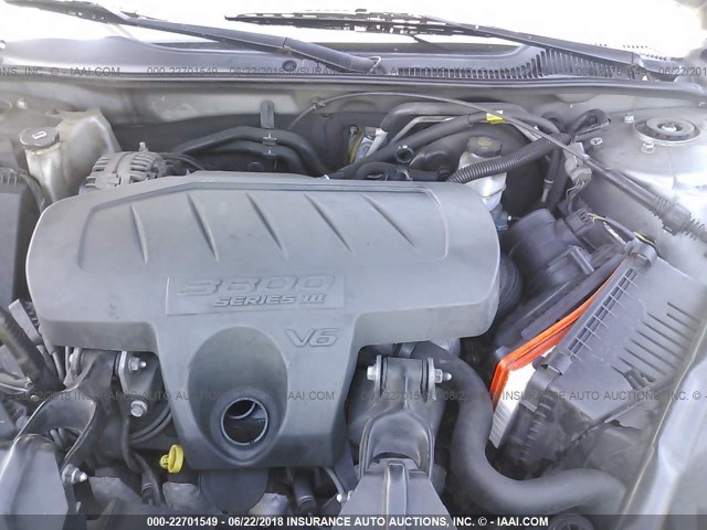 2G2WP552171138937 - 2007 PONTIAC GRAND PRIX GRAY photo 10
