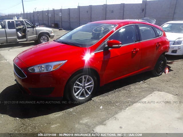 1FADP3K26HL318797 - 2017 FORD FOCUS SE RED photo 2