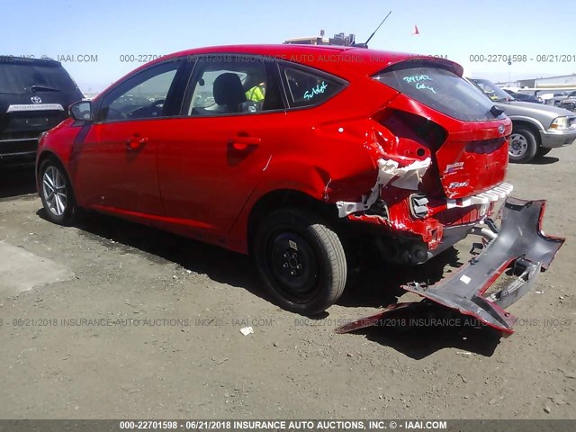 1FADP3K26HL318797 - 2017 FORD FOCUS SE RED photo 3