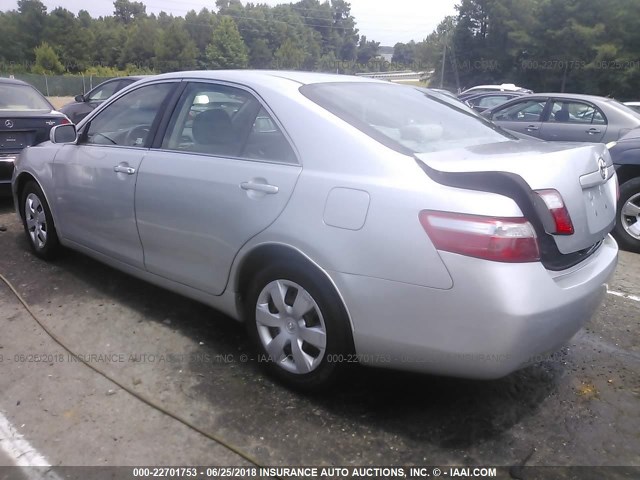 4T1BE46K07U122284 - 2007 TOYOTA CAMRY NEW GENERATION CE/LE/XLE/SE SILVER photo 3