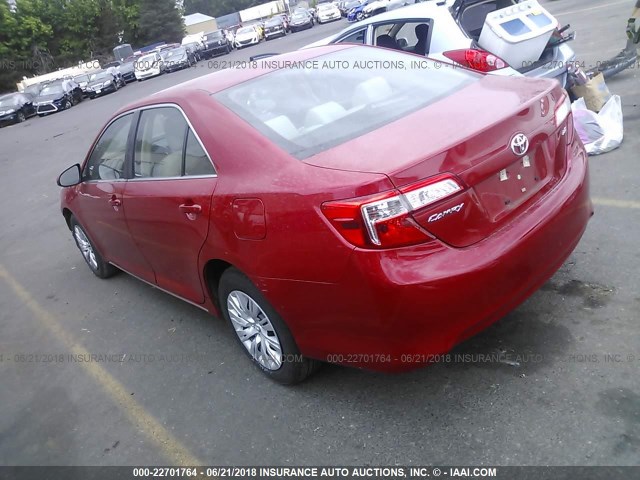 4T4BF1FK7ER359420 - 2014 TOYOTA CAMRY L/SE/LE/XLE RED photo 3