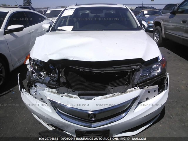 19VDE1F30DE013251 - 2013 ACURA ILX 20 WHITE photo 6