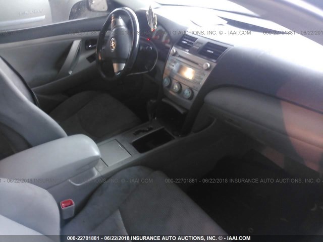 4T1BE46K29U843581 - 2009 TOYOTA CAMRY SE/LE/XLE BLACK photo 5