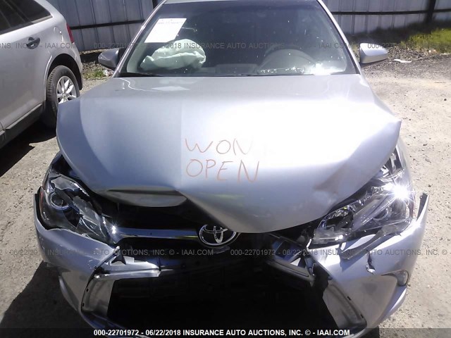4T1BF1FK2FU068514 - 2015 TOYOTA CAMRY LE/XLE/SE/XSE SILVER photo 10