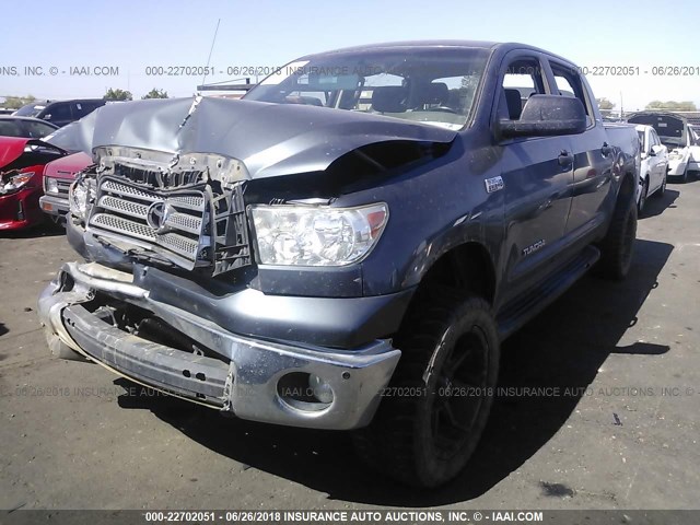 5TFDV54148X066573 - 2008 TOYOTA TUNDRA CREWMAX/CREWMAX SR5 BLUE photo 2