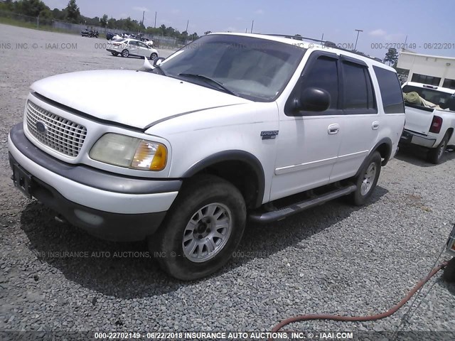 1FMPU16L51LB05977 - 2001 FORD EXPEDITION XLT WHITE photo 2