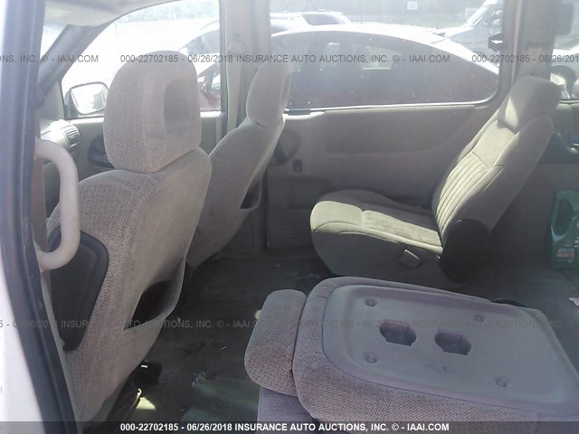 1GMDX03E32D117566 - 2002 PONTIAC MONTANA WHITE photo 8