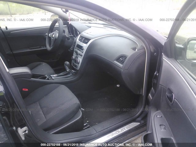 1G1ZH57BX9F256458 - 2009 CHEVROLET MALIBU 1LT 黑色 照片 5