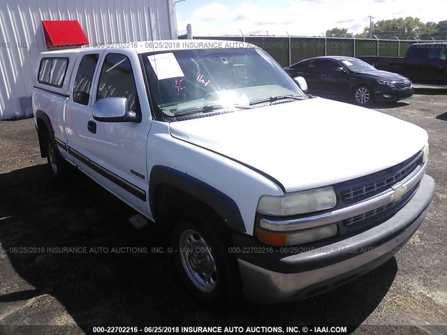 1GCFC29U8YE294782 - 2000 CHEVROLET SILVERADO C2500 WHITE photo 1