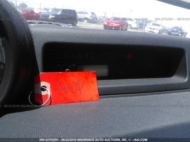 JTLKT324064114703 - 2006 TOYOTA SCION XB Серый фото 7