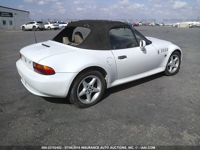 4USCJ3323VLC08756 - 1997 BMW Z3 2.8 WHITE photo 4