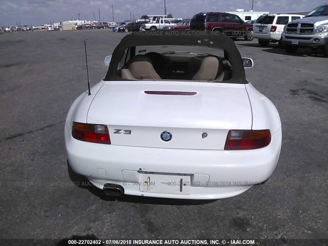 4USCJ3323VLC08756 - 1997 BMW Z3 2.8 WHITE photo 6