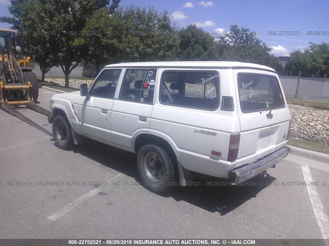 JT3FJ62G8L1120703 - 1990 TOYOTA LAND CRUISER FJ62 GX WHITE photo 3