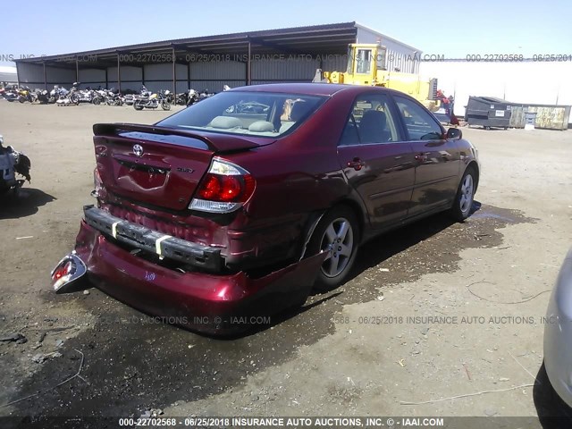 4T1BE32K45U083518 - 2005 TOYOTA CAMRY LE/XLE/SE RED photo 4